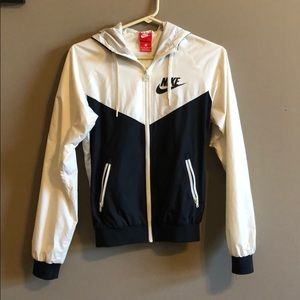 Nike windbreaker women’s XS